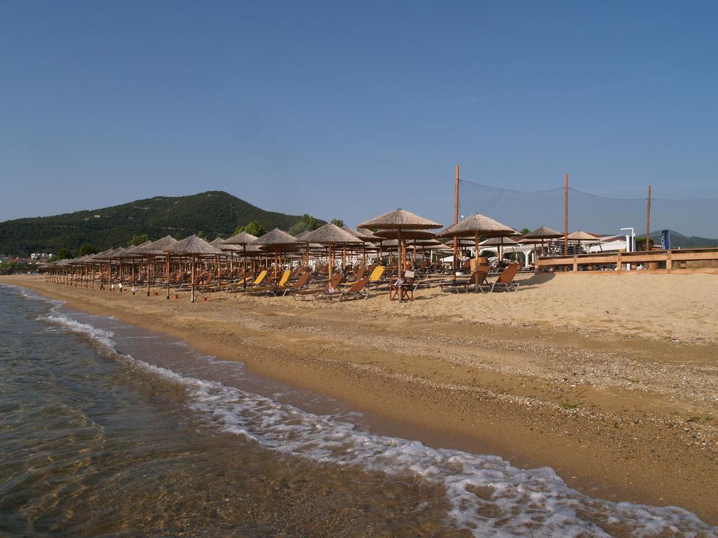 Kavala Beach Hotel Apartments Nea Iraklitsa Экстерьер фото