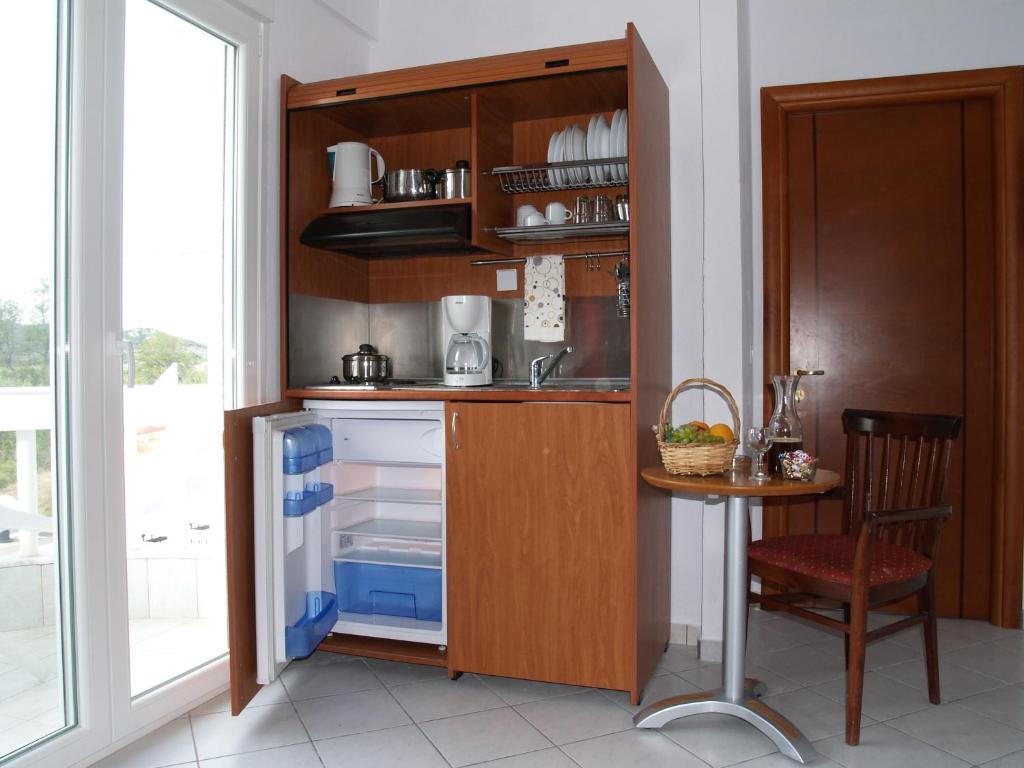 Kavala Beach Hotel Apartments Nea Iraklitsa Номер фото